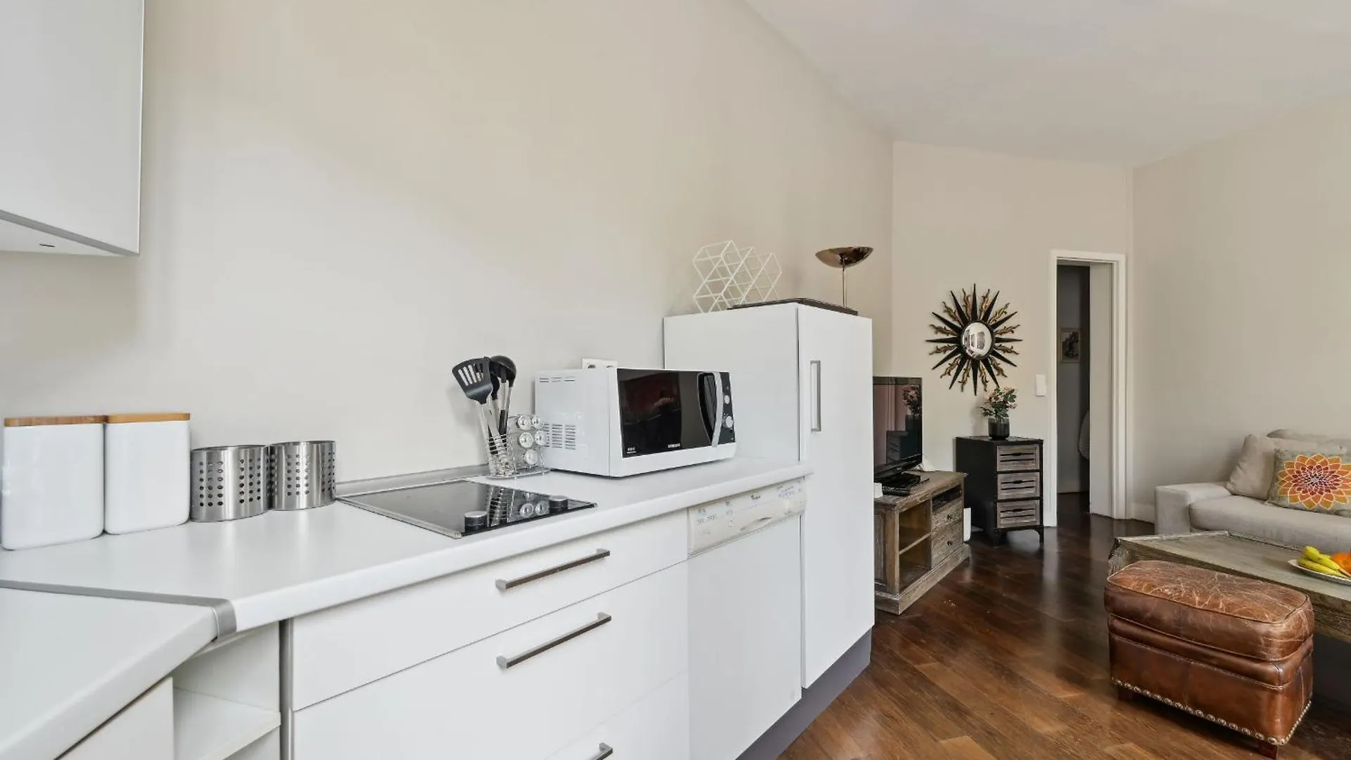 Champs-elysees & Arc De Triomphe - Cityapartmentstay * Paris